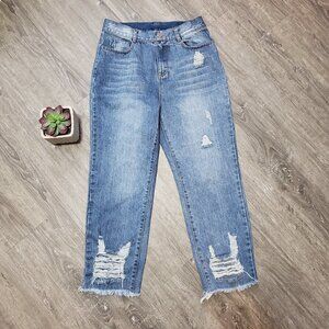 Uppertendom * Relaxed Light Wash Destroyed Jeans M